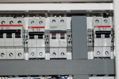 LOAD-BANK-BREAKERS
